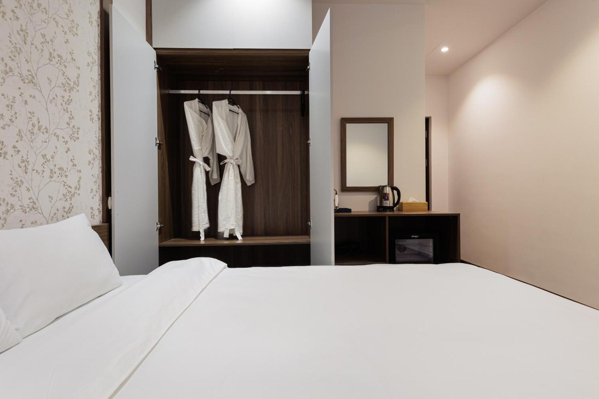Collection O Le Grand Hanoi Hotel - The Central Park 外观 照片